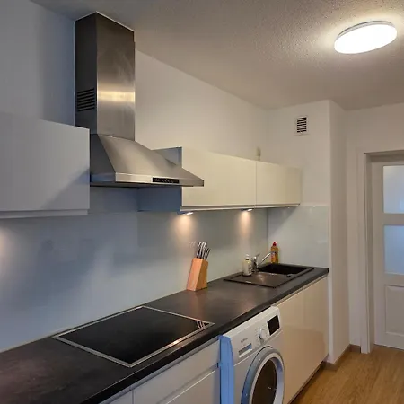 Large 4-room With Balcony And Underground Parking