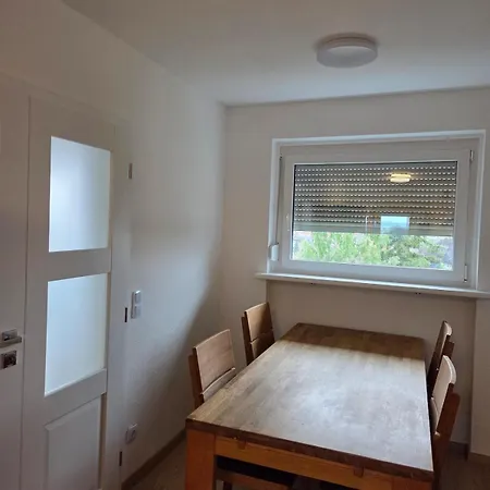 Large 4-room With Balcony And Underground Parking Апартаменты Райнштеттен