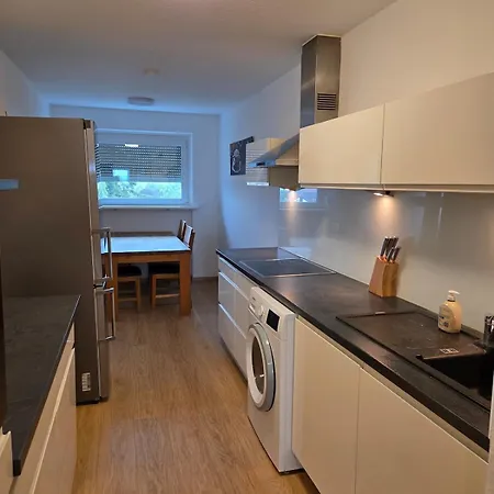 Large 4-room With Balcony And Underground Parking Апартаменты Райнштеттен