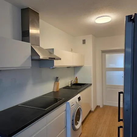 Large 4-room With Balcony And Underground Parking *
